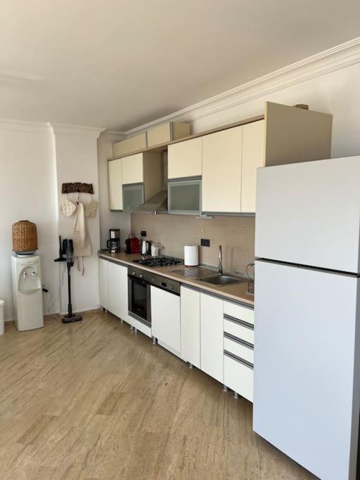 Cetinkaya Apart 3 Kaş Luaran gambar
